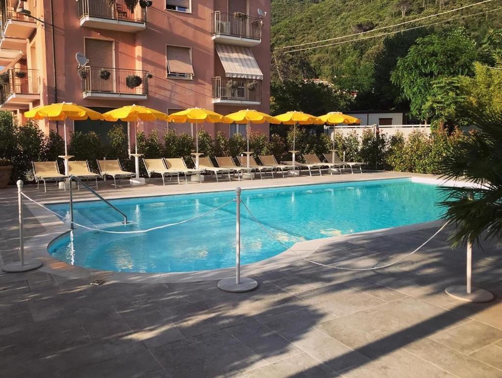 Hotel Riviera Deiva Marina Extérieur photo